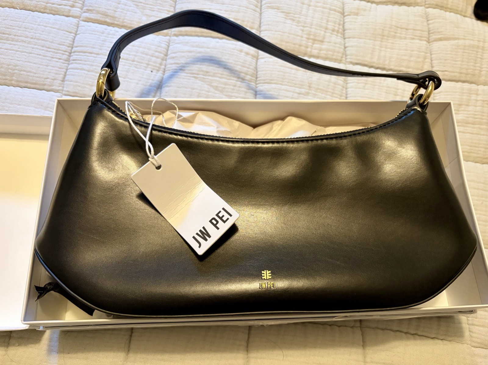 NWT JW PEI Lily Shoulder Bag - Black