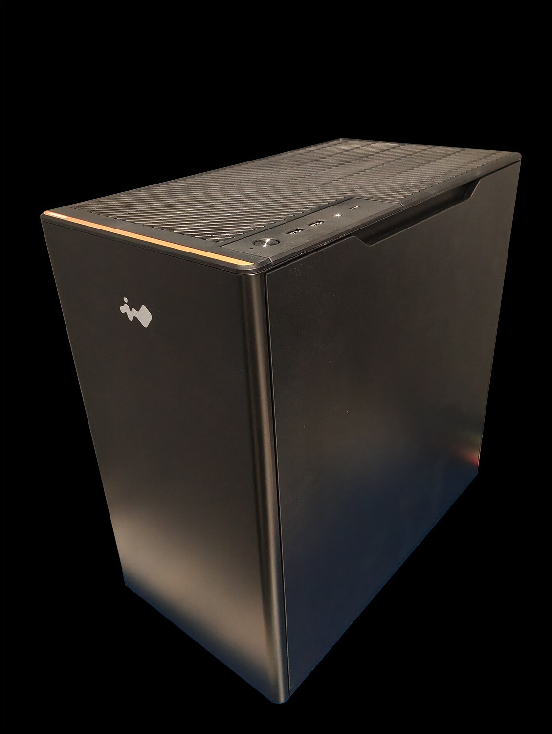 InWin A5 custom build desktop InWin A5 custom build desktop