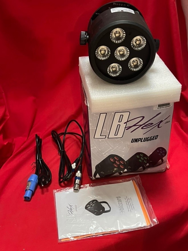 Blizzard LB Hex Unplugged RGBAW+UV Battery-Powered LED PAR Fixture w/Issue Blizzard LB Hex Unplugged RGBAW+UV Battery-Powered LED PAR Fixture w/Issue