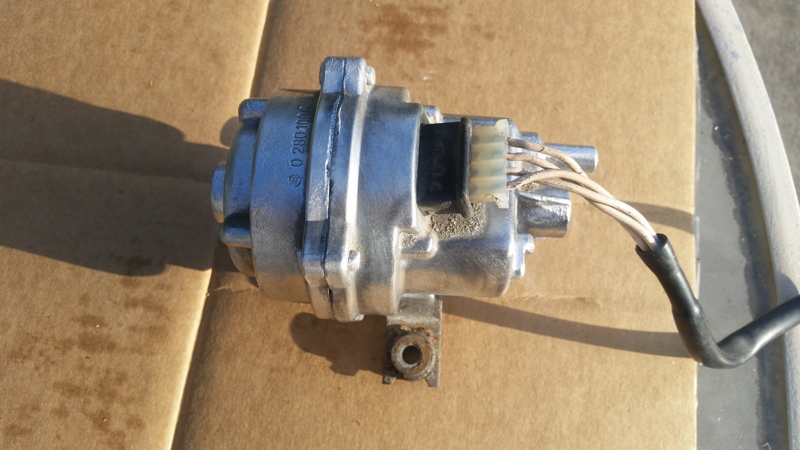 Volvo 1800e 1800es map Pressure sensor Bosch 0280100015 d-jet oem Volvo 1800e 1800es map Pressure sensor Bosch 0280100015 d-jet oem