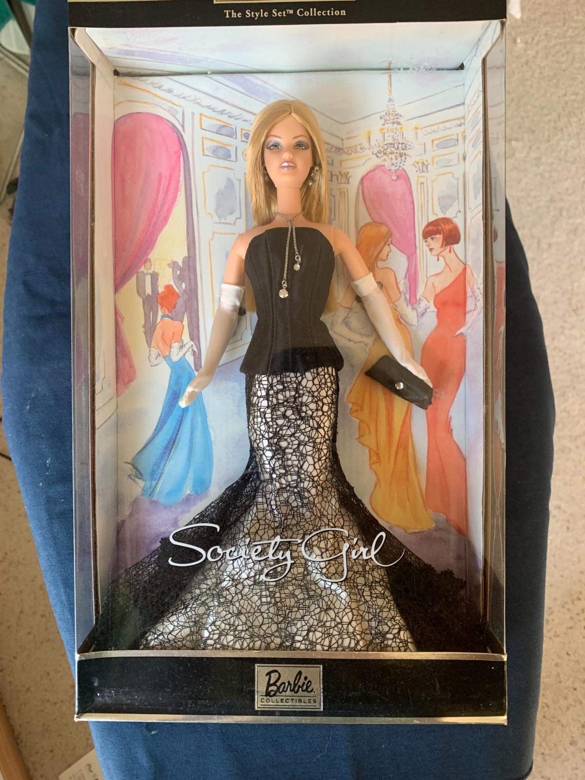 2001 Society Girl Barbie #56203 NIB 2001 Society Girl Barbie #56203 NIB