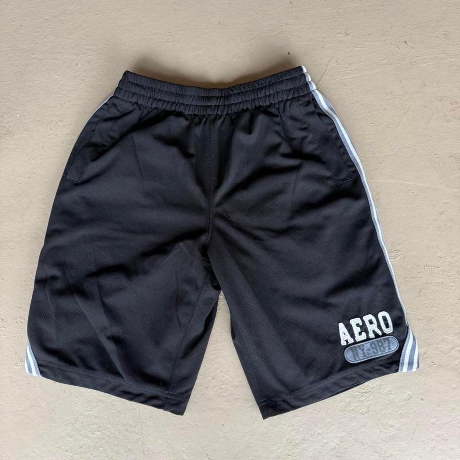 Aeropostale Men\'s Black and Grey Shorts