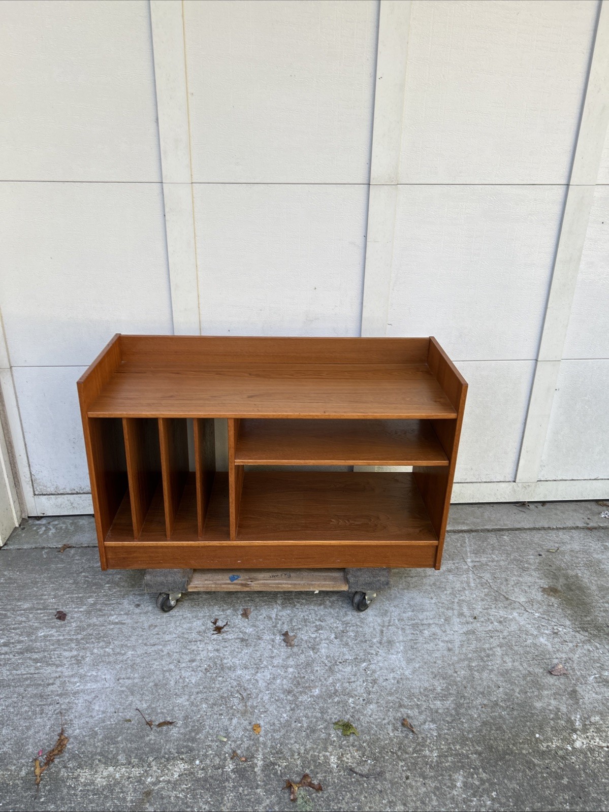 Vintage Danish Mid-Century Teak Compact Media / Vinyl / TV / Stereo Cabinet Vintage Danish Mid-Century Teak Compact Media / Vinyl / TV / Stereo Cabinet