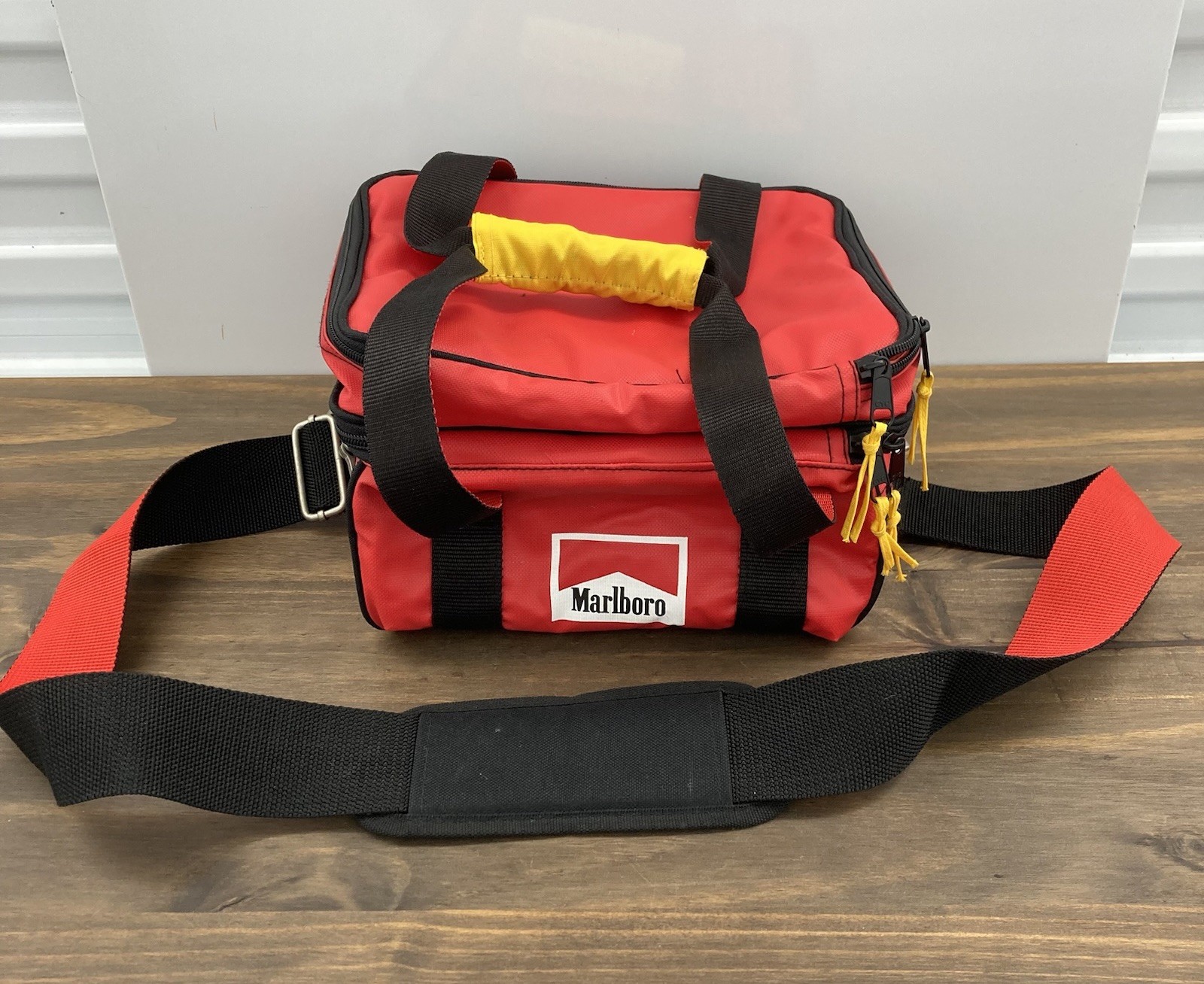 Vintage 90s Marlboro Unlimited Red Duffle Cooler Bag Insulated Travel Lunch Box Vintage 90s Marlboro Unlimited Red Duffle Cooler Bag Insulated Travel Lunch Box
