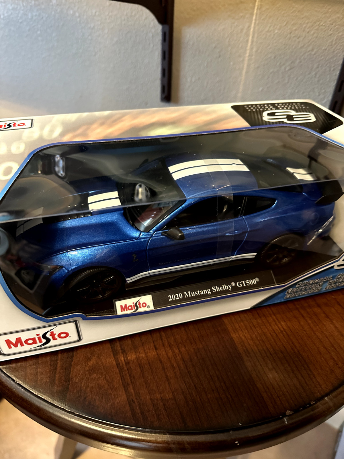 Maisto Diecast Special Edition 1:18 Scale Boxed Multiple Models - 