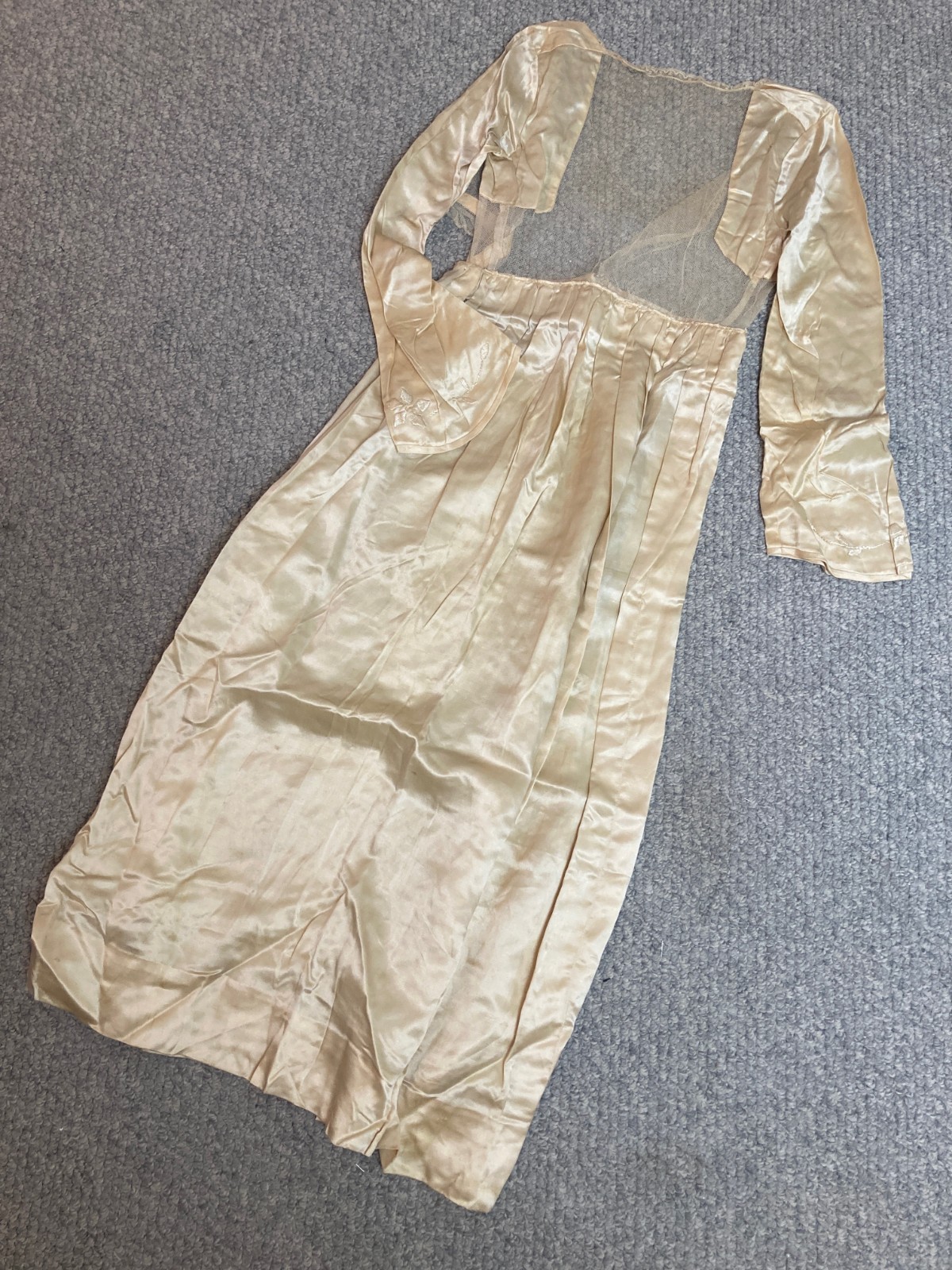 Antique Edwardian Ivory Silk Tea Dress Embroidered sleeves S