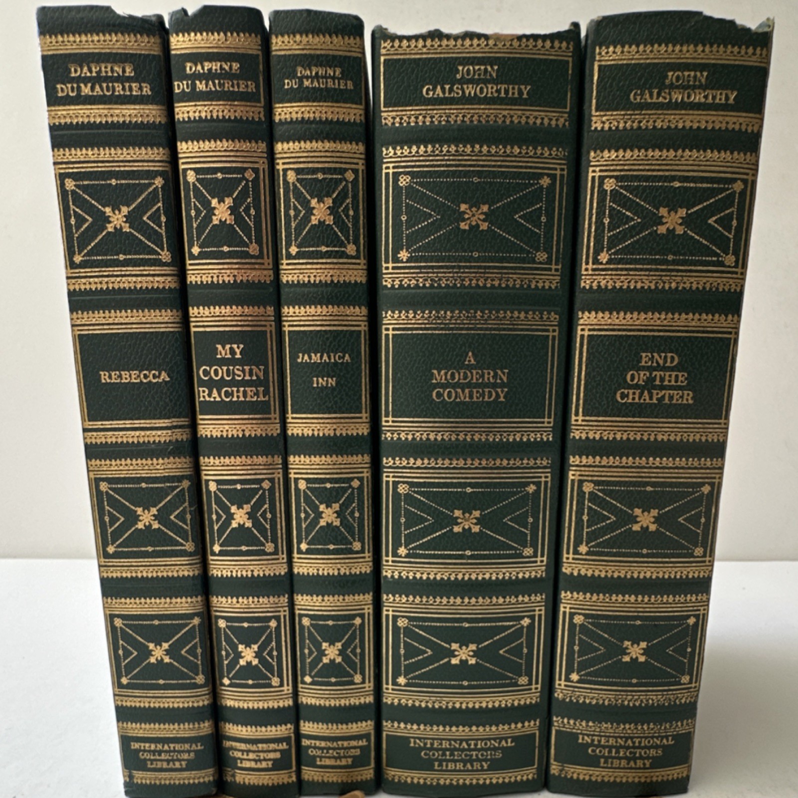 International Collectors Library Collector\'s Edition Classics Hardcover Du Maur…