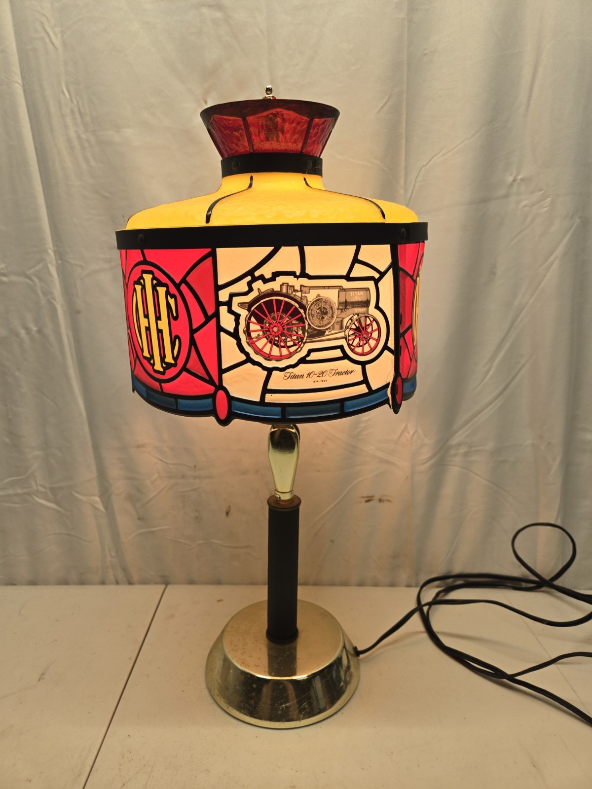 Vintage 1970's International Harvester Farmall Table Lamp Vintage 1970's International Harvester Farmall Table Lamp