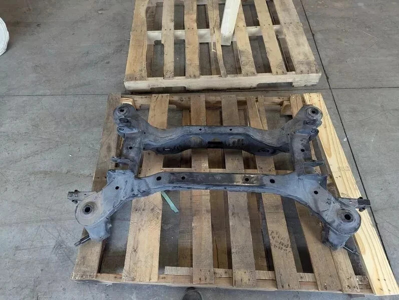 2010-2012 Hyundai Santa Fe Kia Sorento Rear FWD Subframe Crossmember Cradle