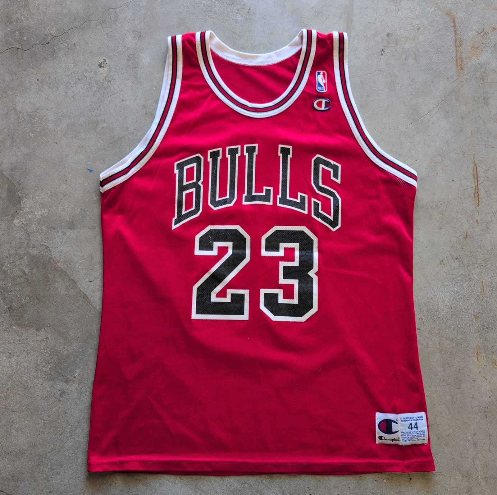 Vintage Champion Michael Jordan #23 Chicago Bulls NBA Jersey Size 44