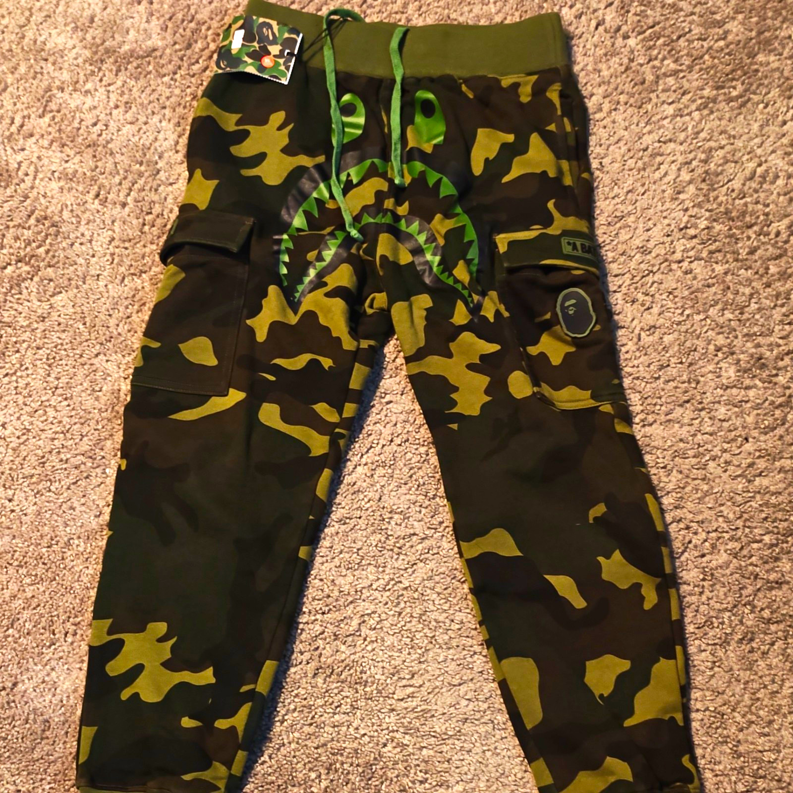 A Bathing Ape x UNDEFEATED Camo Shark Jogger Pants Cotton Fleece M 32\