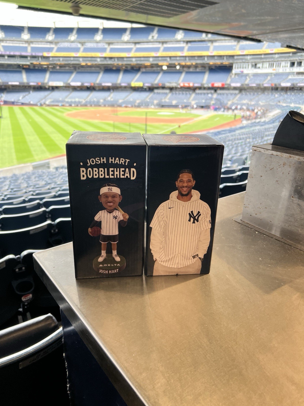 New York Yankees Josh Hart Bobblehead SGA 09/25/2026 IN HAND SHIP TOMORROW🧡💙