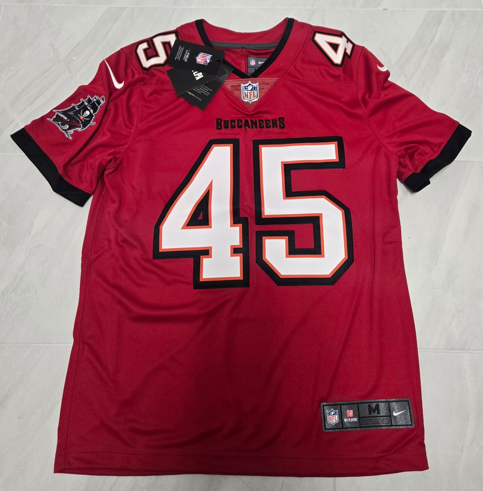 NWT Mens Devin White Tampa Bay Buccaneers Nike Vapor Stitch Limited Jersey - Red