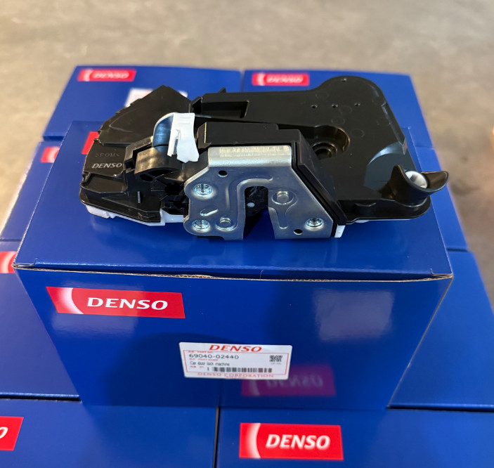 Toyota Camry OEM Front Left Door Lock Latch Actuator 2018-2024 **Lifetime Wnty