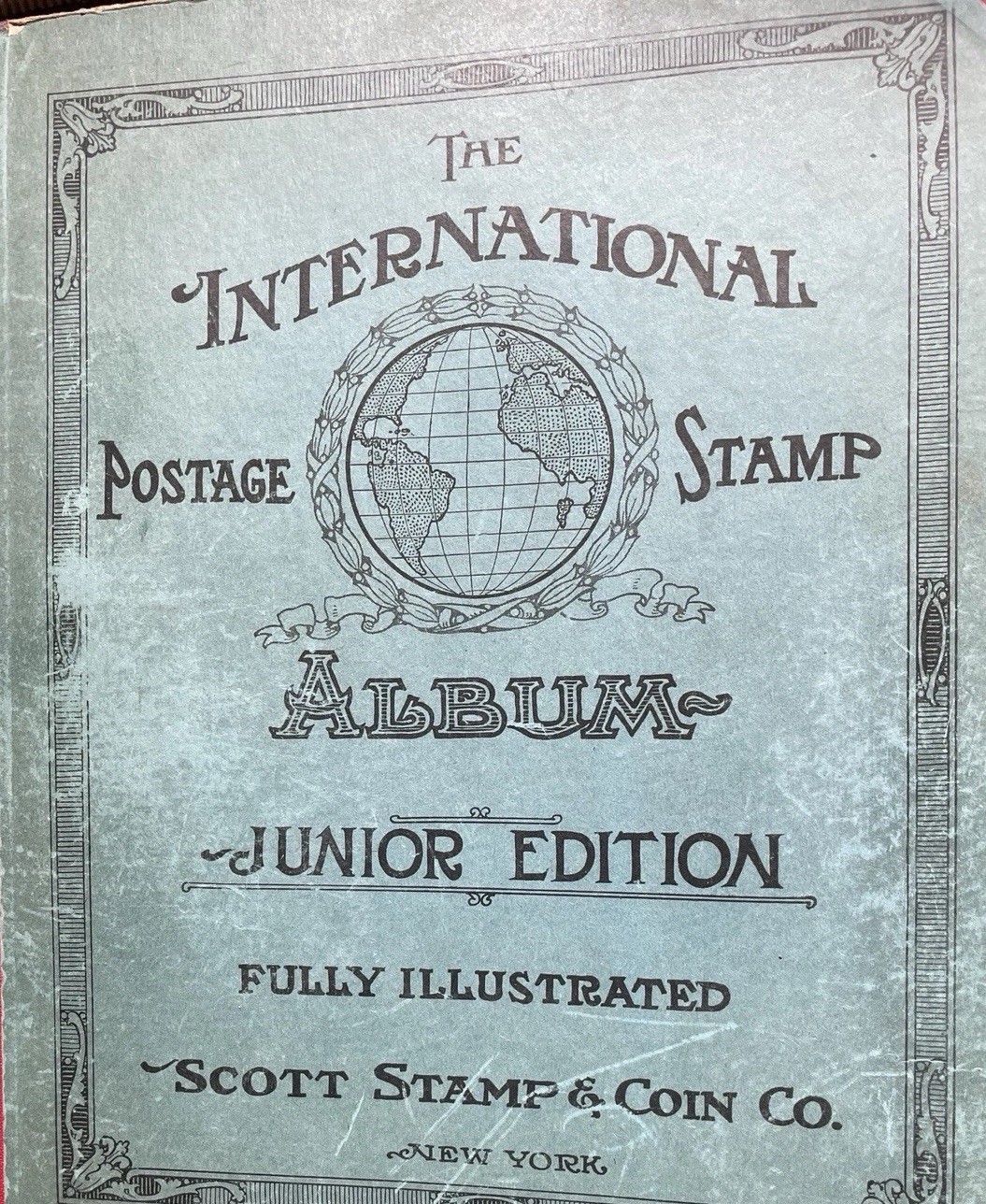 1924 Scott International Junior full sized  Postage Stamp Album. Over 500 stamps