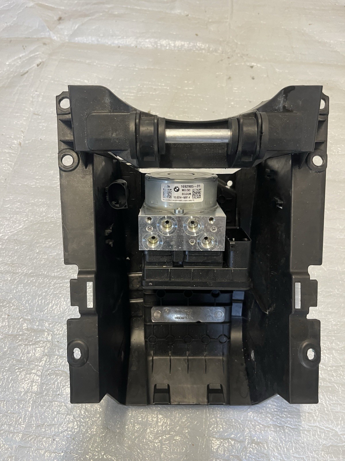 2020-25 BMW S1000RR M1000RR OEM Battery Tray,ABS Pump, Rectifier 2020-25 BMW S1000RR M1000RR OEM Battery Tray,ABS Pump, Rectifier