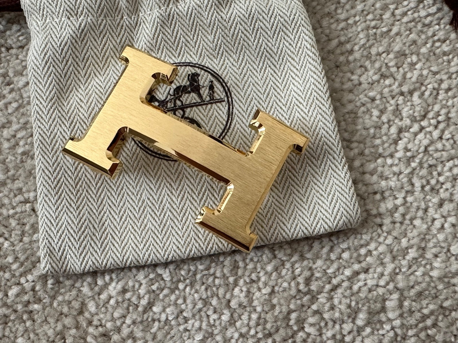 Hermes 32mm Brushed Gold H Buckle (Only)