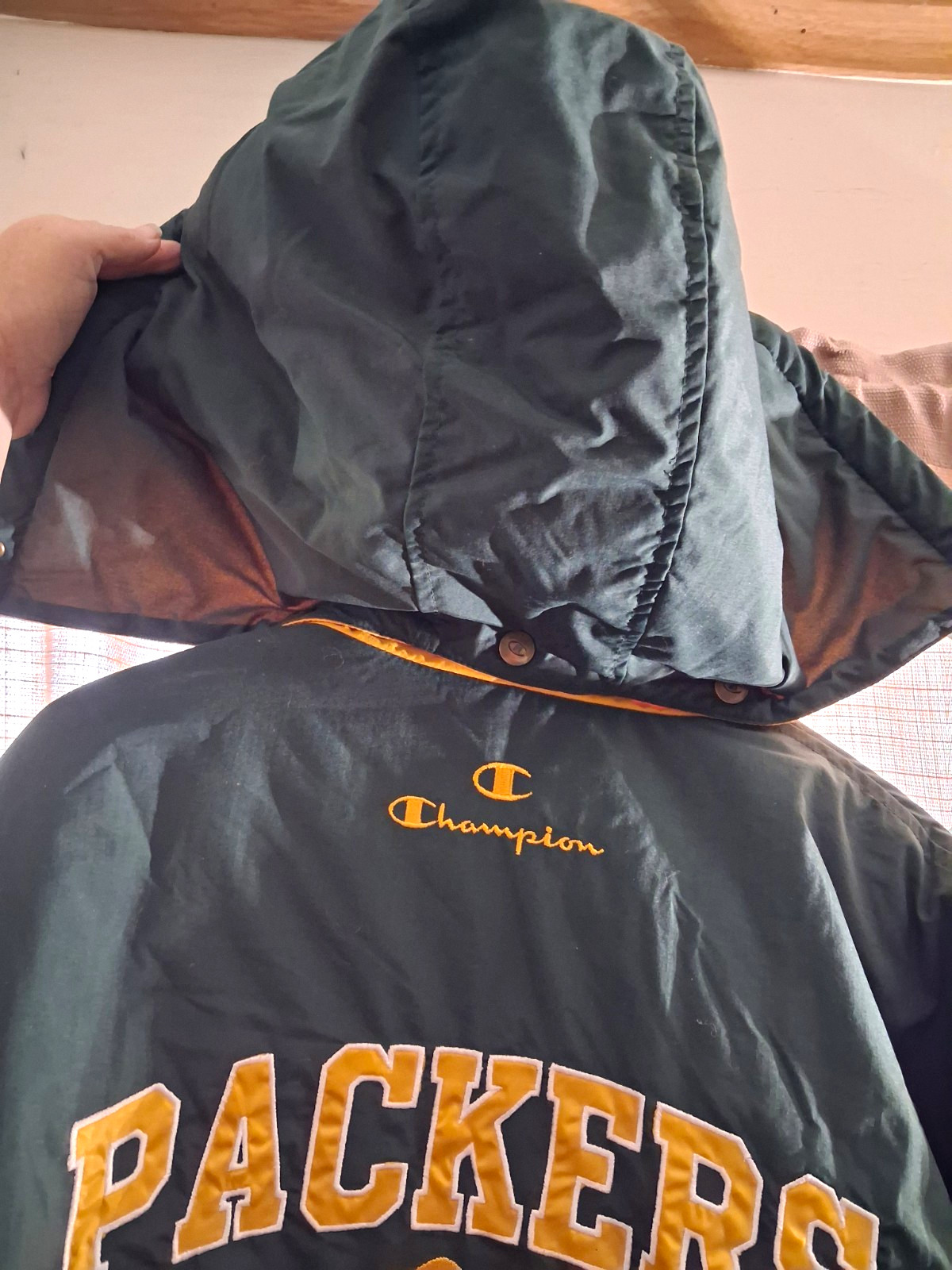 Vintage late 90\'s Early 2000\'s Champion Green Bay Packers Thick Winter Coat Vintage late 90\'s Early 2000\'s Champion Green Bay Packers Thick Winter Coat