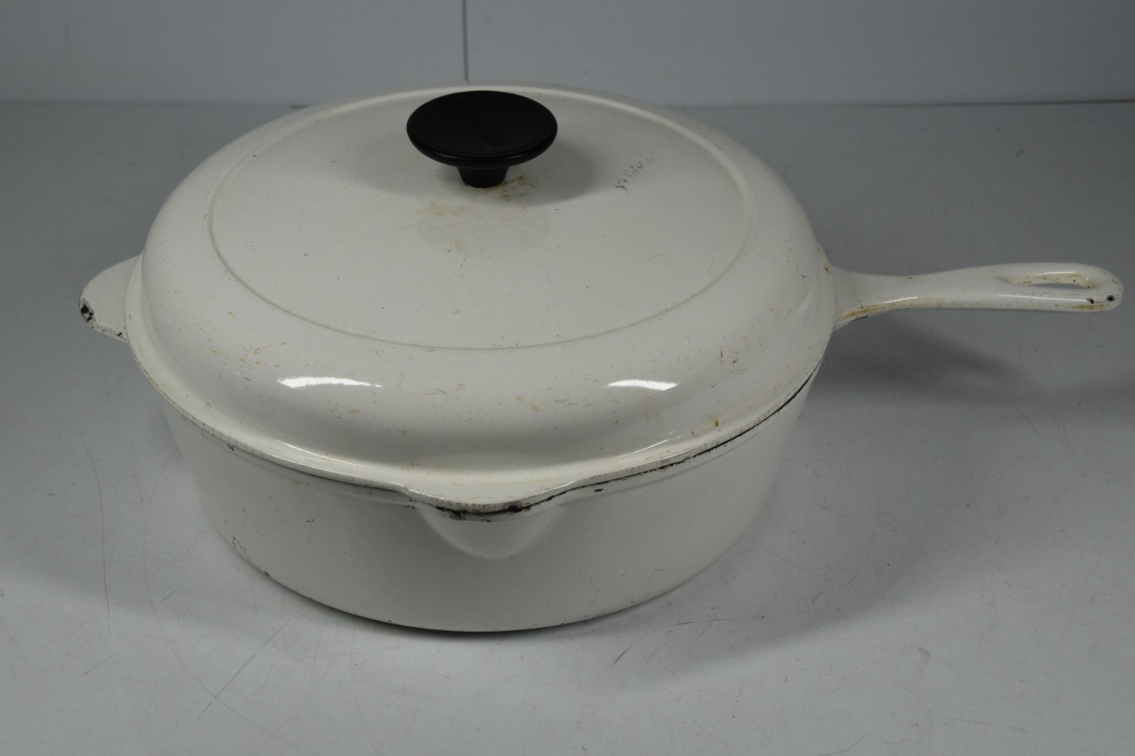 Vintage Cousances Le Creuset #27 White Enamel Cast Iron Skillet & Lid France Pan