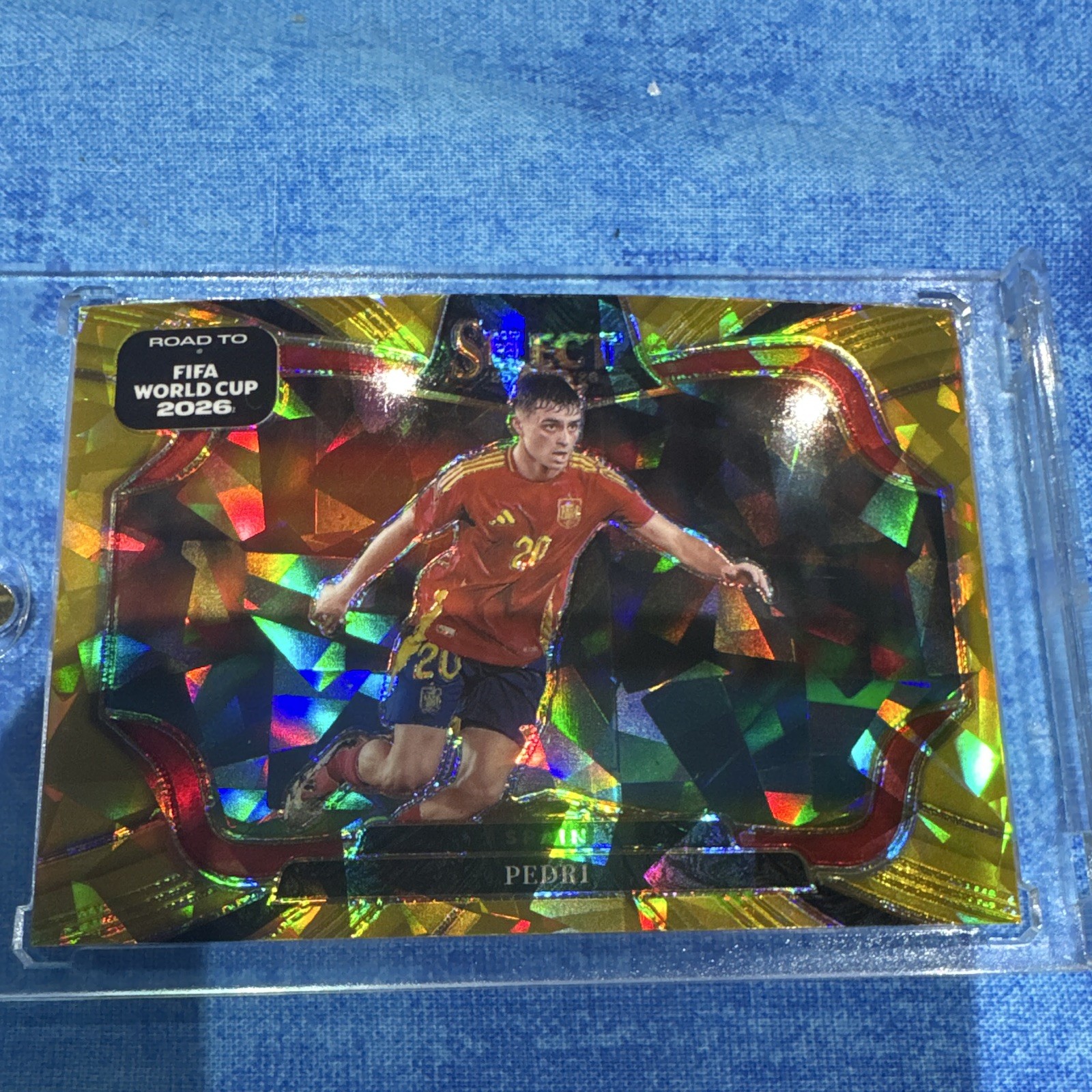 Panini 2024-25 Select FIFA Mezzanine Pedri Spain #188 Gold Prizm /10