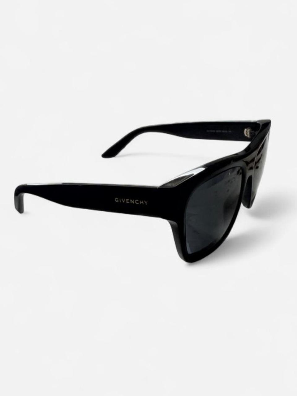 Authentic Givenchy Black Oversized Square Sunglasses 54mm Made in Italy