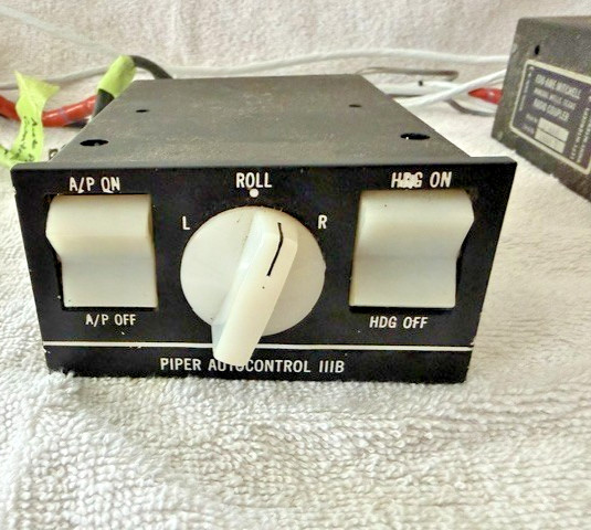 Piper Auto Control IIIB - Working - As Removed Piper Auto Control IIIB - Working - As Removed