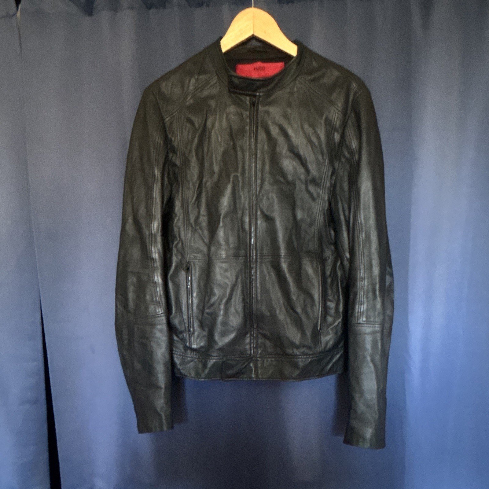 HUGO Boss Men’s Black Leather Biker Jacket Full Zip Band Collar Logo Accent HUGO Boss Men’s Black Leather Biker Jacket Full Zip Band Collar Logo Accent