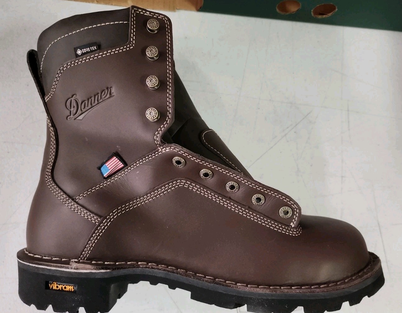 Danner Quarry USA 8in AT Mens Brown Leather Goretex Vibram Work Boots 17307 Danner Quarry USA 8in AT Mens Brown Leather Goretex Vibram Work Boots 17307