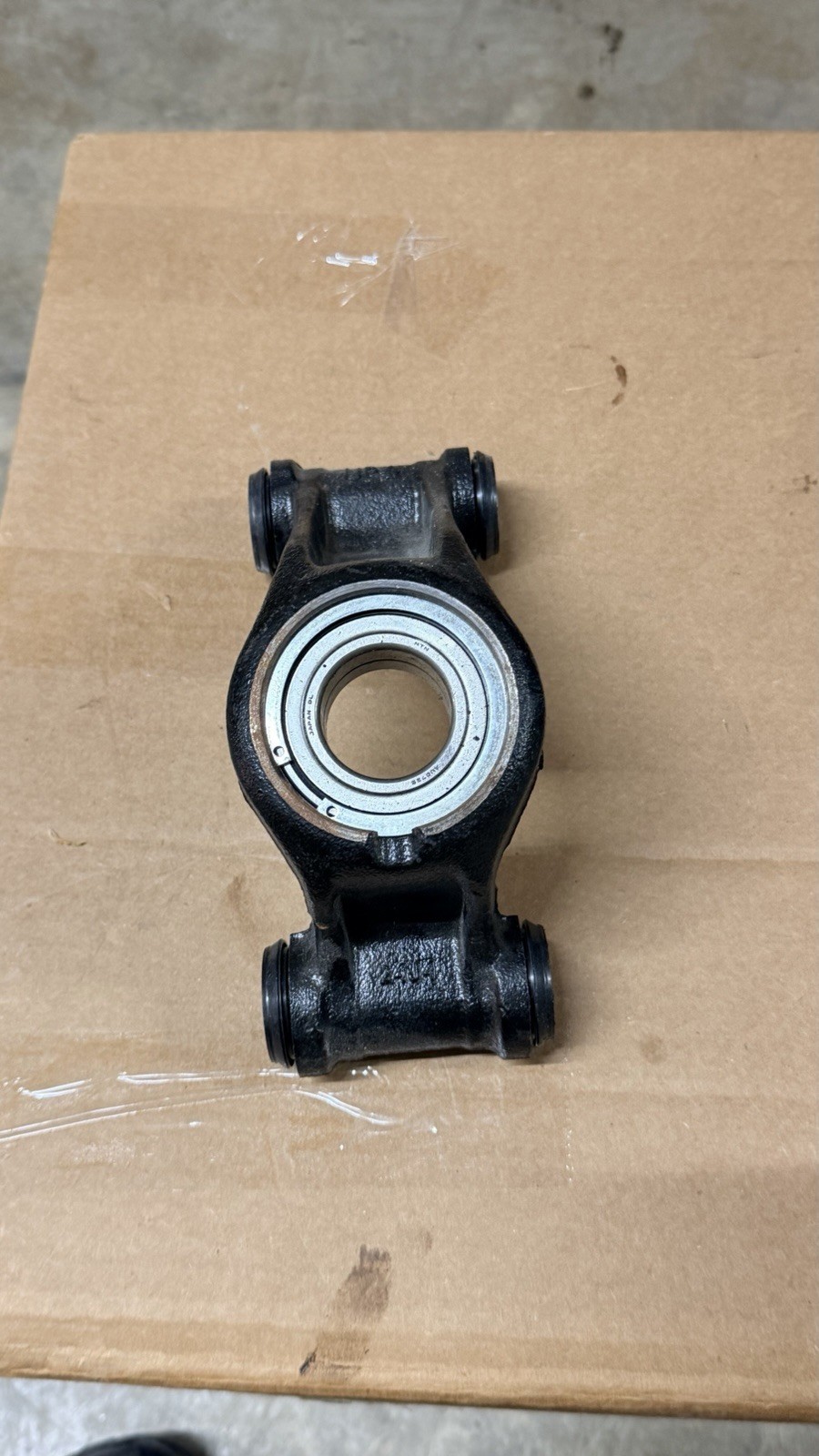 New take off Honda Rubicon 520 FA 20 Knuckle Rear Right Left 52205-HR6-B00 53470 New take off Honda Rubicon 520 FA 20 Knuckle Rear Right Left 52205-HR6-B00 53470