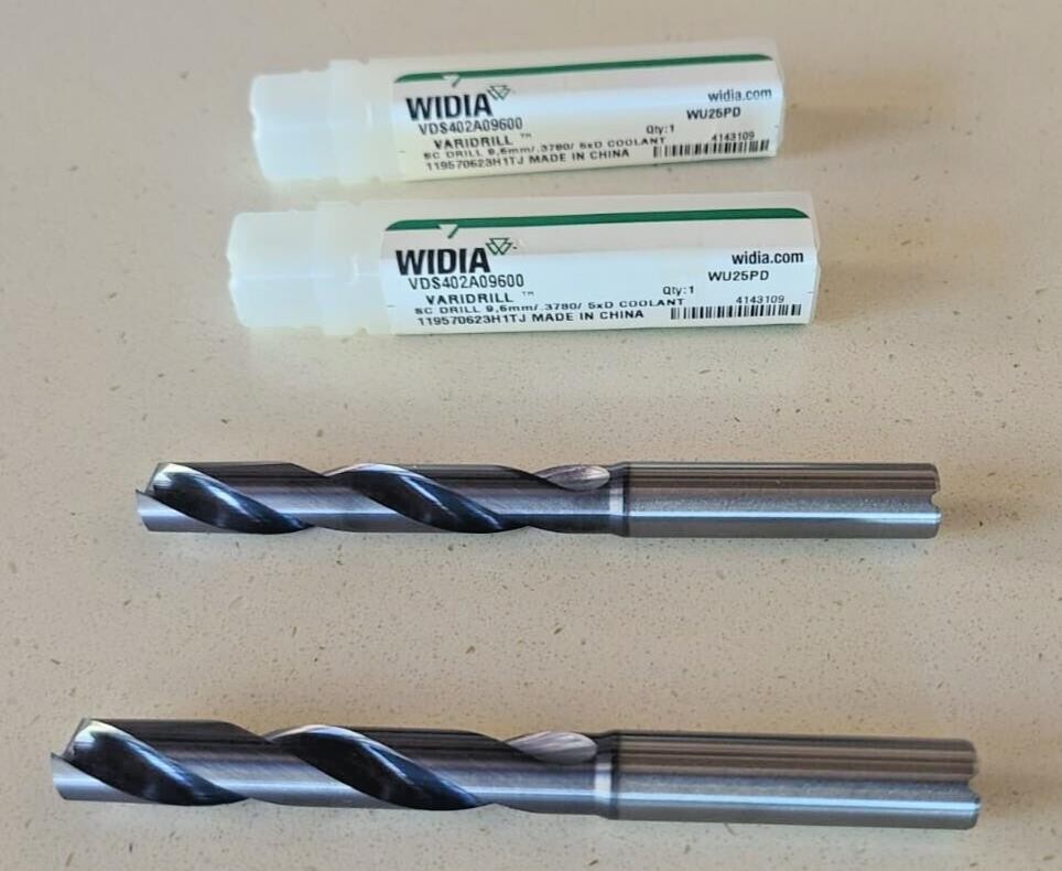 2 New Widia VariDrill 9.6 mm Solid Carbide Drill Bit Coolant Thru VDS402A09600 2 New Widia VariDrill 9.6 mm Solid Carbide Drill Bit Coolant Thru VDS402A09600