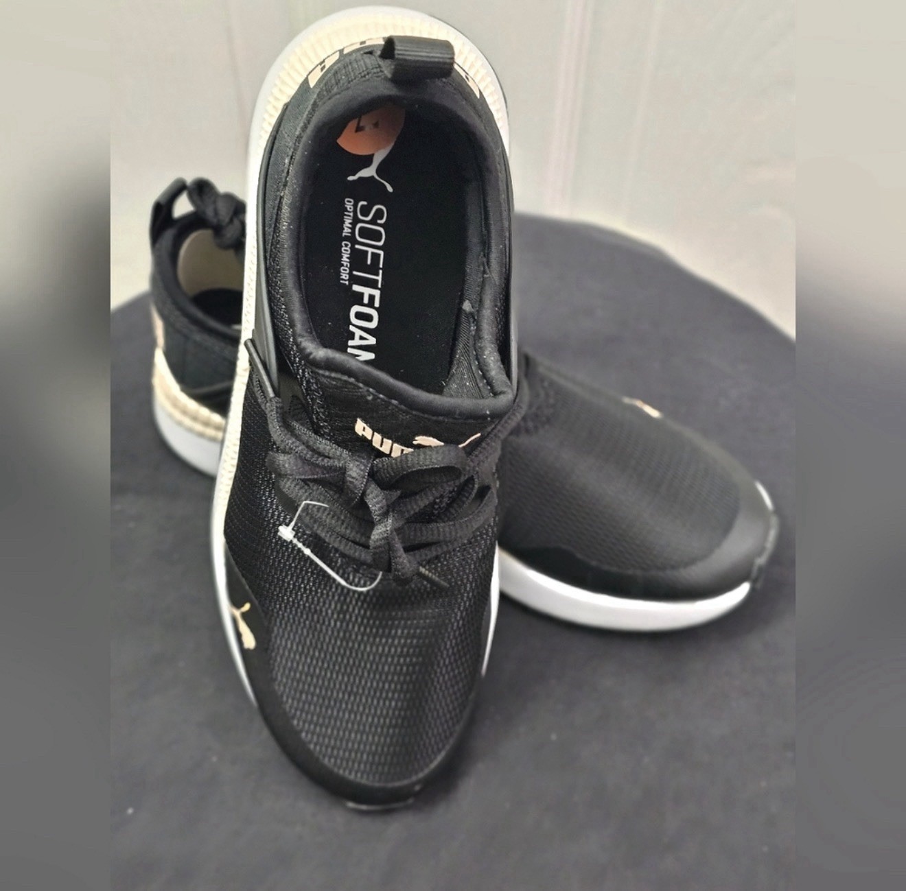 PUMA SoftFoam Men’s Low Top Lace-Up Mesh Sneakers Black/White Cushioned