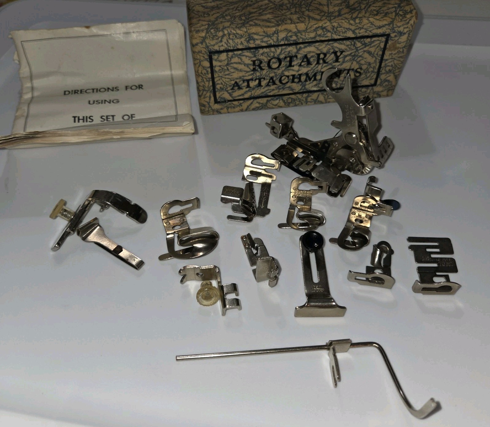 Vintage~ROTARY~GREIST Sewing Machine ATTACHMENTS+Manual+ 15 Items Ruffler Binder Vintage~ROTARY~GREIST Sewing Machine ATTACHMENTS+Manual+ 15 Items Ruffler Binder