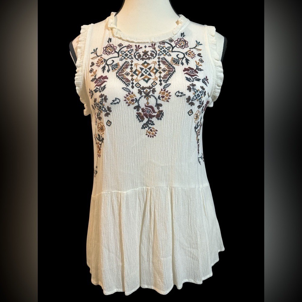 Maurices Cream Floral Embroidered Blouse