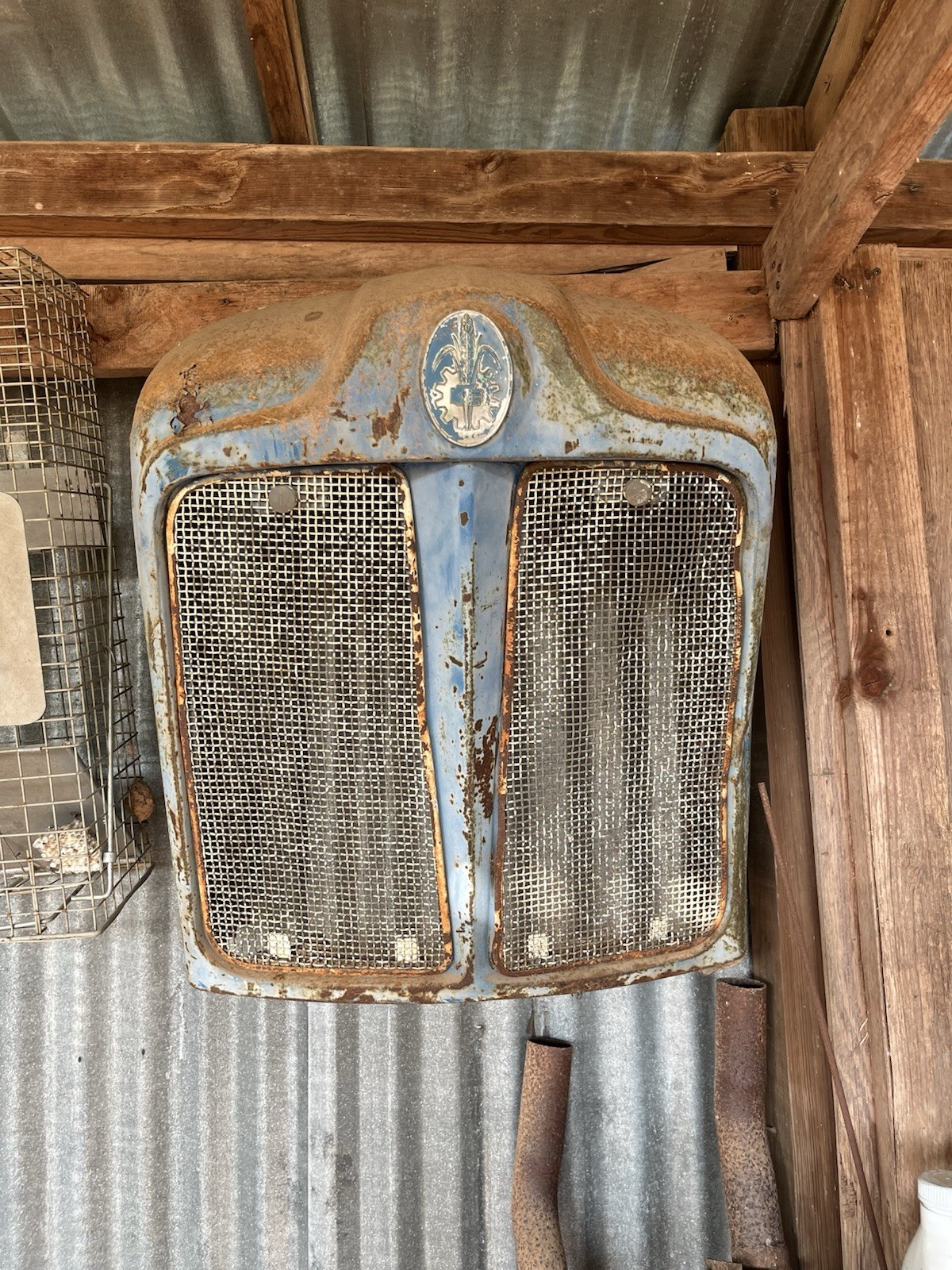 Fordson Major Diesel Tractor Vintage front nose cone hood grill w/ badge emblem