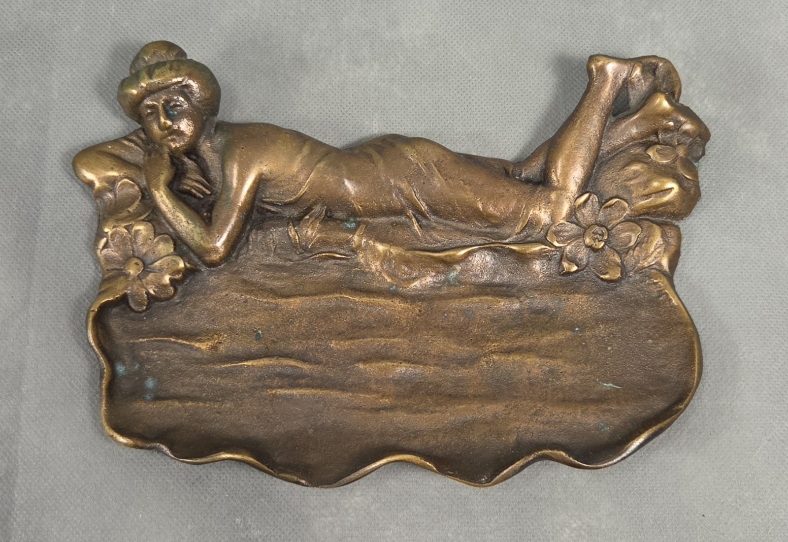 Vintage ART NOUVEAU Maiden BRONZE Woman Laying TRAY DISH