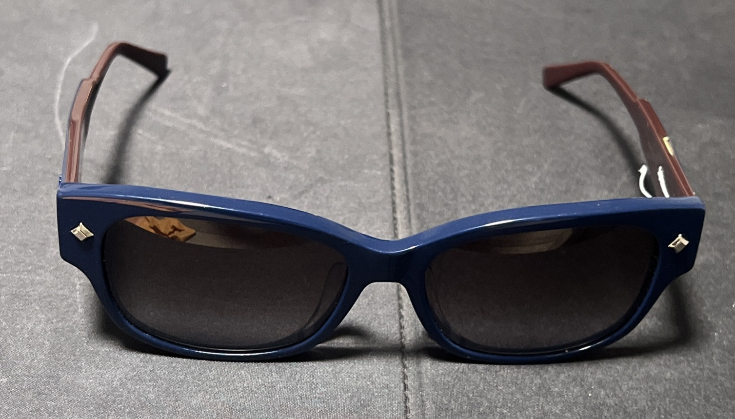MCM MCM675SA 416 Sunglasses Navy/Grey Gradient Rectangle Shape 58mm authentic 