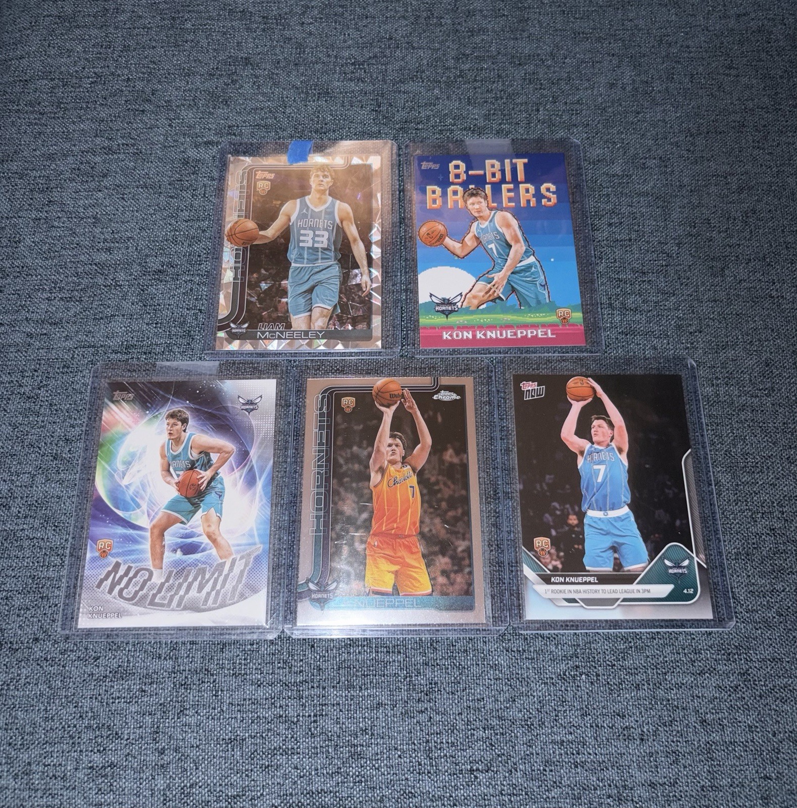 Topps 2025-26 NBA Chrome Hoops Card Lot (10) Kon lot , Kam Jones Auto & Numbered Topps 2025-26 NBA Chrome Hoops Card Lot (10) Kon lot , Kam Jones Auto & Numbered