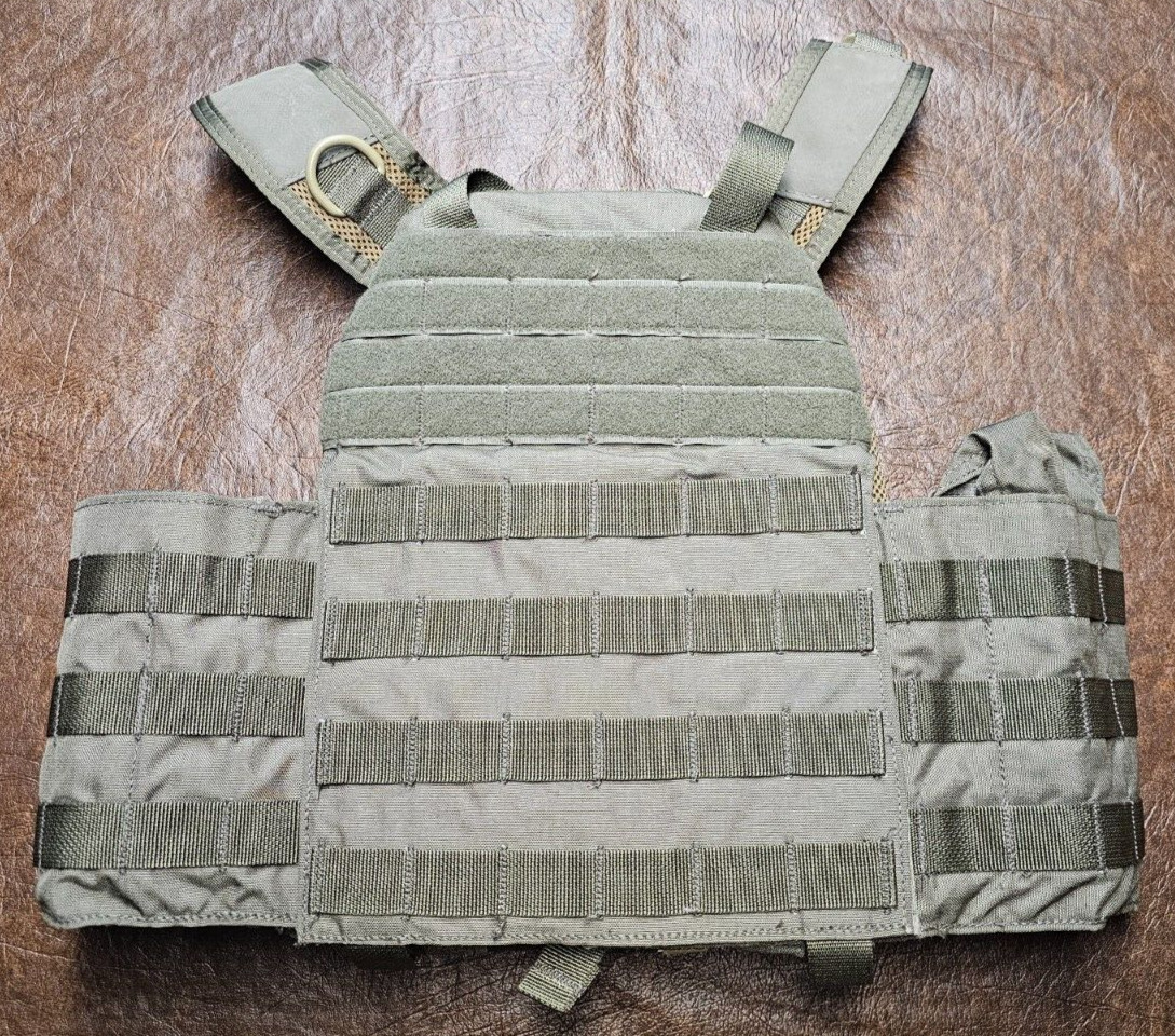 FirstSpear The Beat Up plate carrier MOLLE Small S Ranger green tactical vest