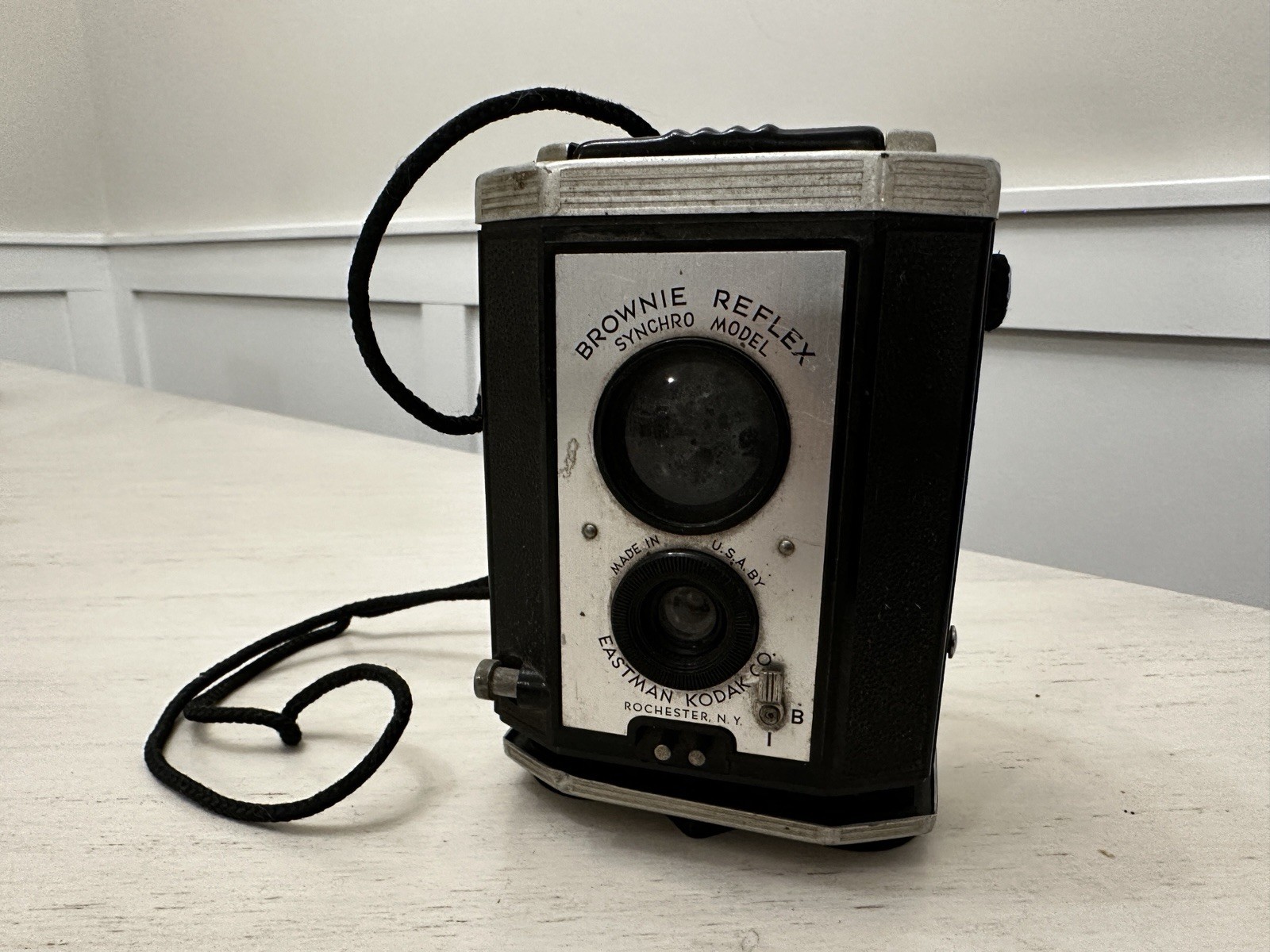 Brownie Reflex Synchro Model Kodak Camera Vintage Untested Brownie Reflex Synchro Model Kodak Camera Vintage Untested
