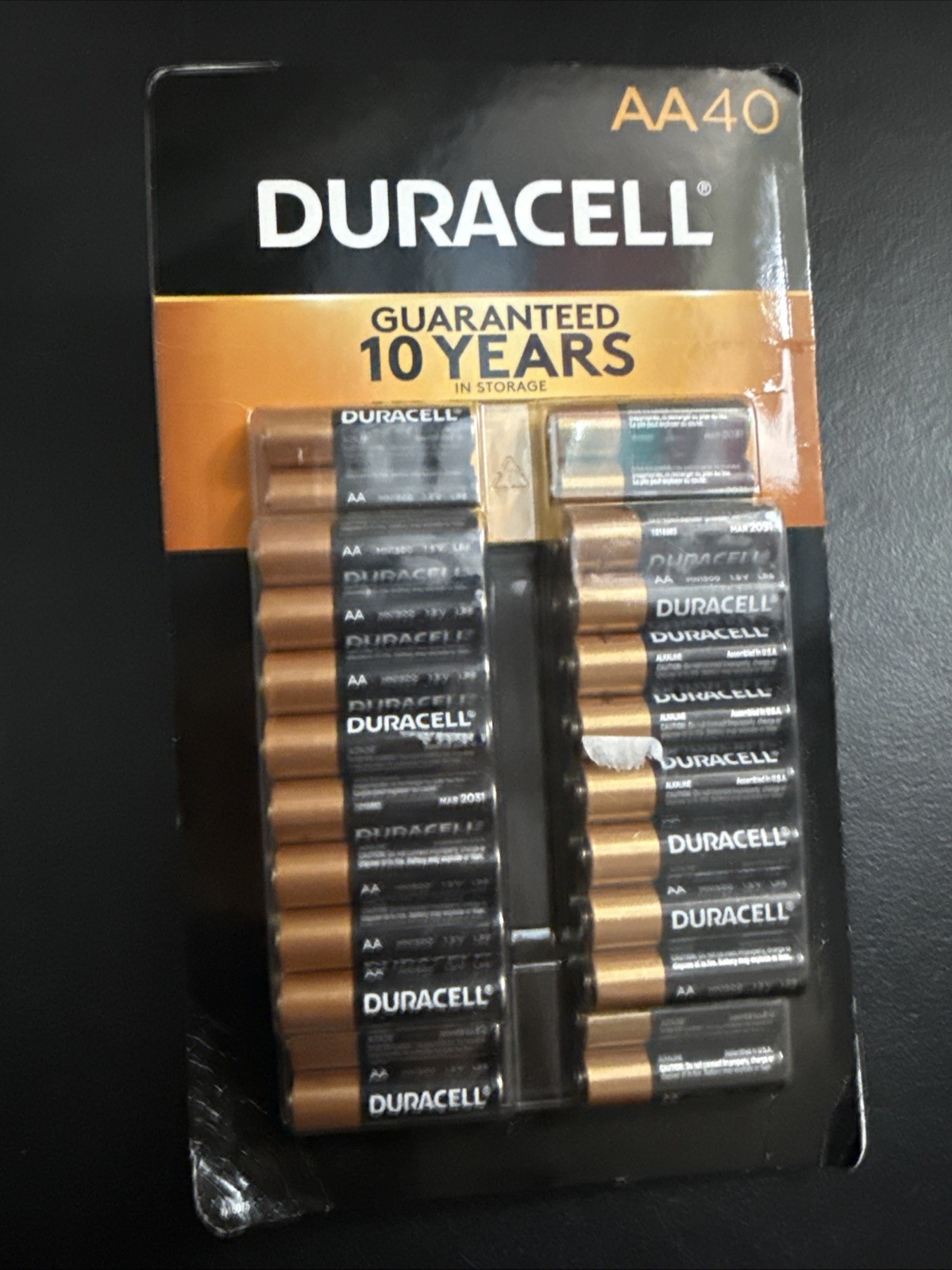 New 40 Pack Duracell 1.5v AA Alkaline Batteries 03/2031  SEALED