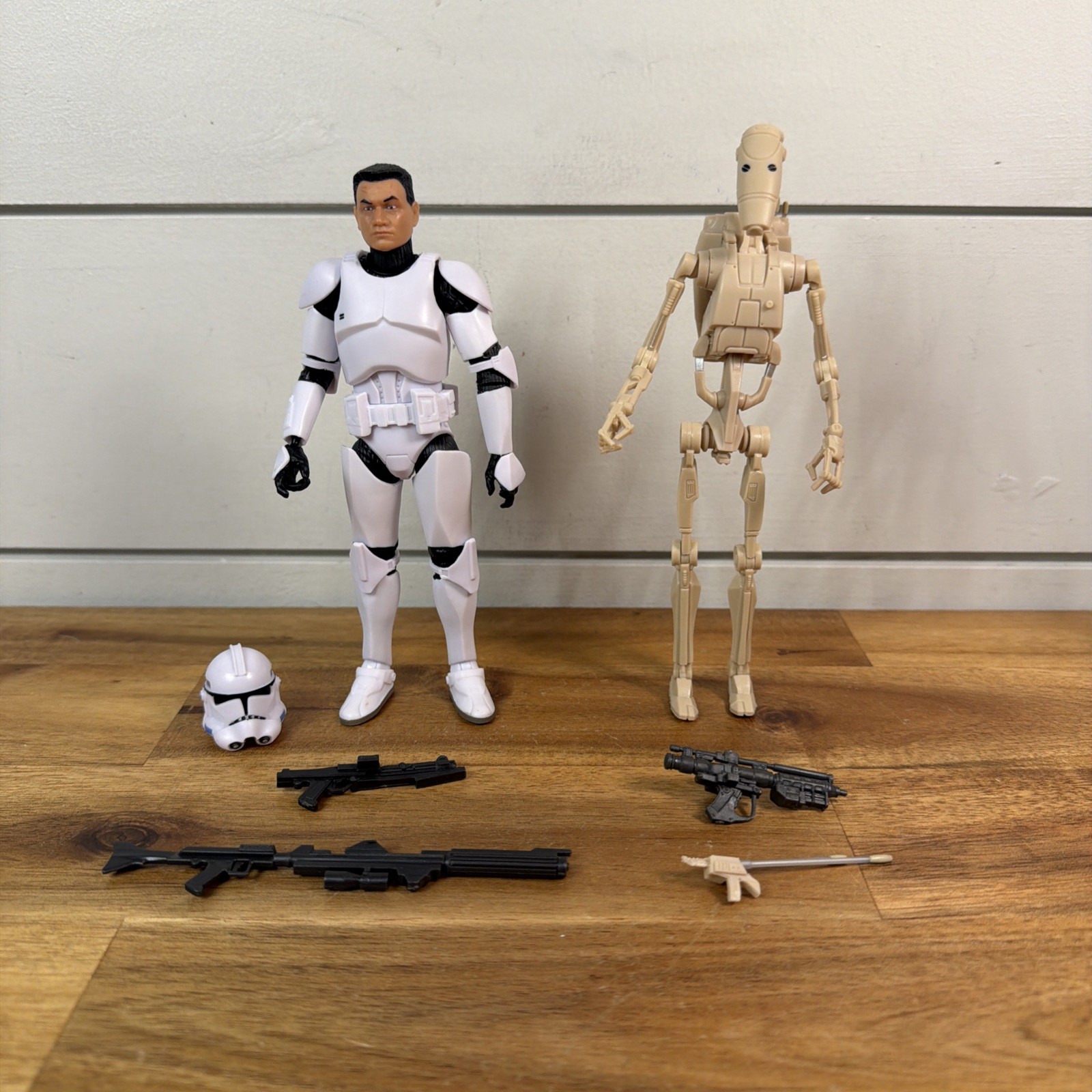 Star Wars Black Series Phase II Clone Trooper & Battle Droid 2 pack Ships Fast Star Wars Black Series Phase II Clone Trooper & Battle Droid 2 pack Ships Fast