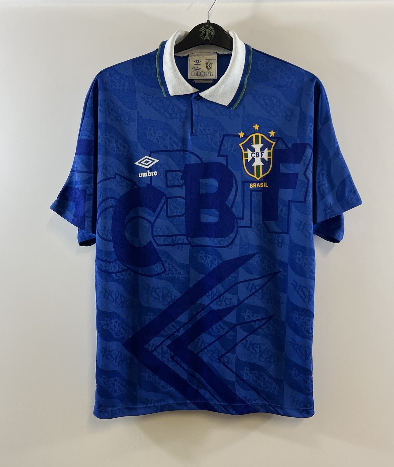 Brazil Away Football Shirt 1991/93 Adults Large Umbro H707
