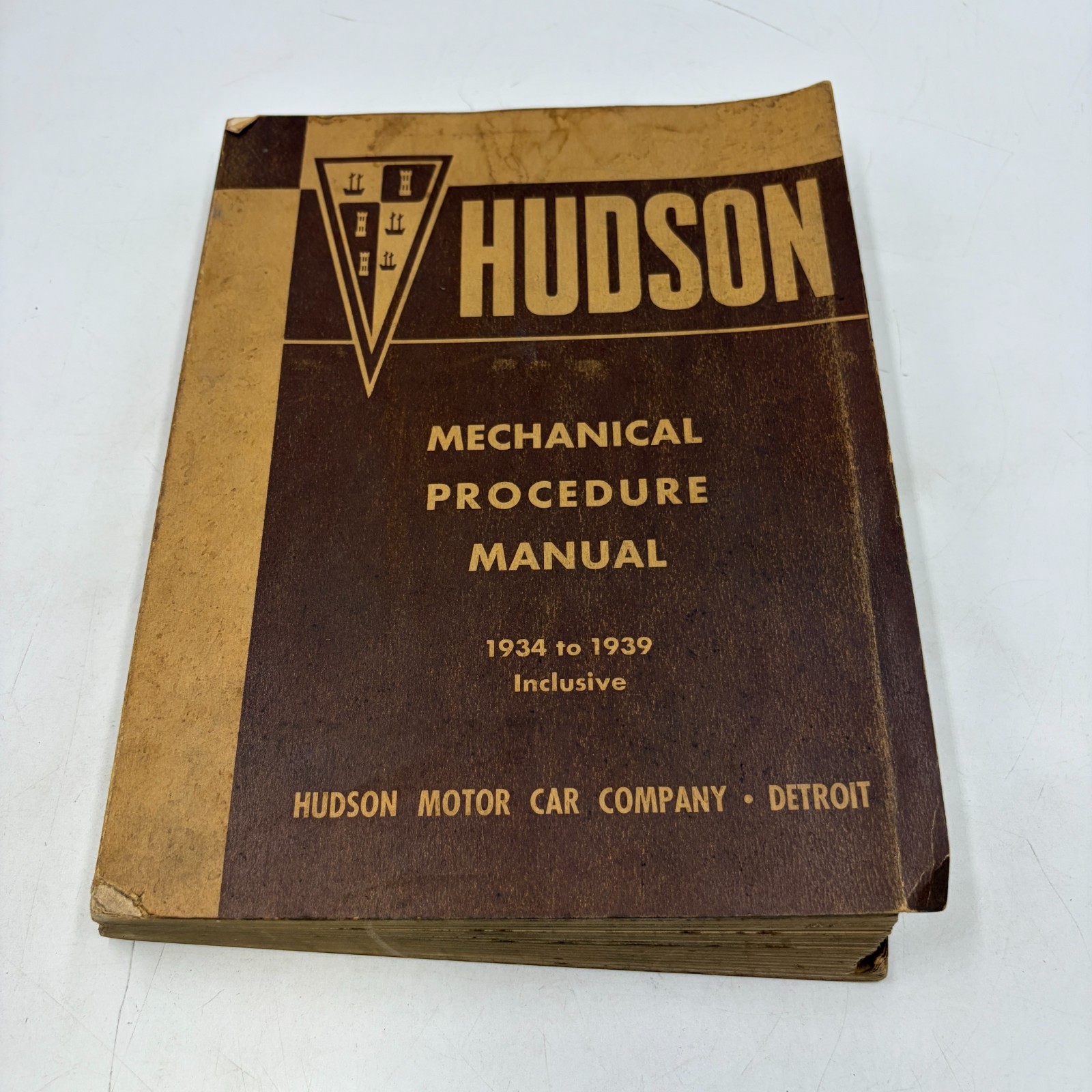 Hudson Mechanical Procedure Manual Repair Shop ORIGINAL 1934-1939 Indexed Hudson Mechanical Procedure Manual Repair Shop ORIGINAL 1934-1939 Indexed