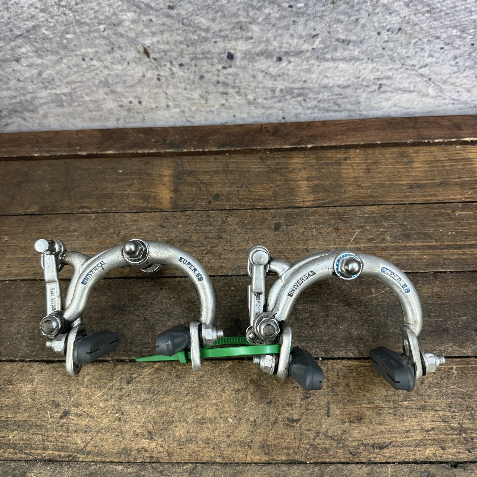 Vintage Universal Super 68 Caliper Brakes Set Silver Road Racing F/R Bike