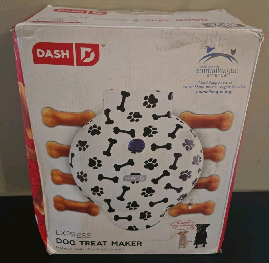 Dash Express Dog Treat Maker Makes 8 Treats New Damaged Box  