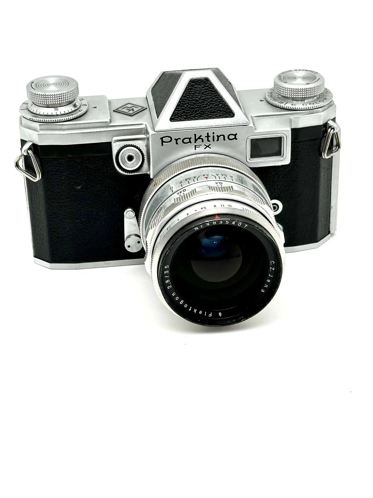 Praktina Fx Vintage 35mm Film Camera w Czj Flektogon 35mm
