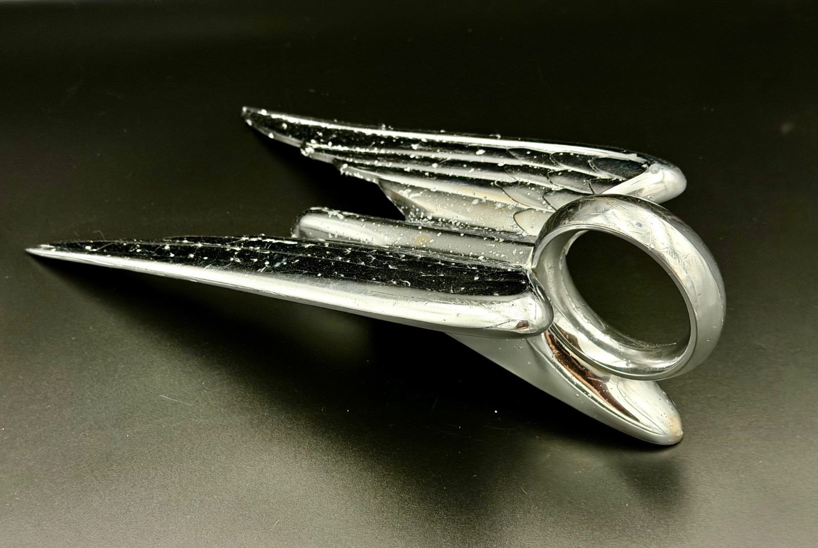 1951–1952 CHRYSLER WINGED HOOD ORNAMENT — NEW YORKER / IMPERIAL / WINDSOR