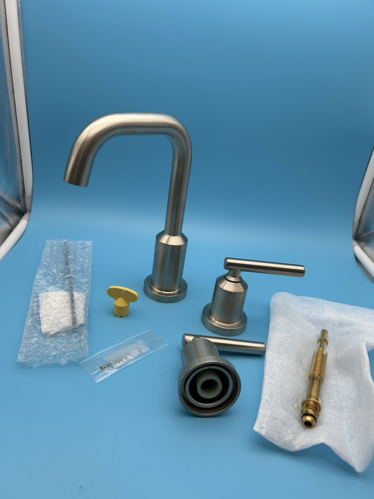 Moen Gibson TV6142BN Widespread 2-Handle Bathroom Faucet Brushed Nickel