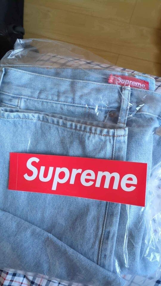 Supreme Stone Washed Indigo Slim Jean 34 Supreme Stone Washed Indigo Slim Jean 34