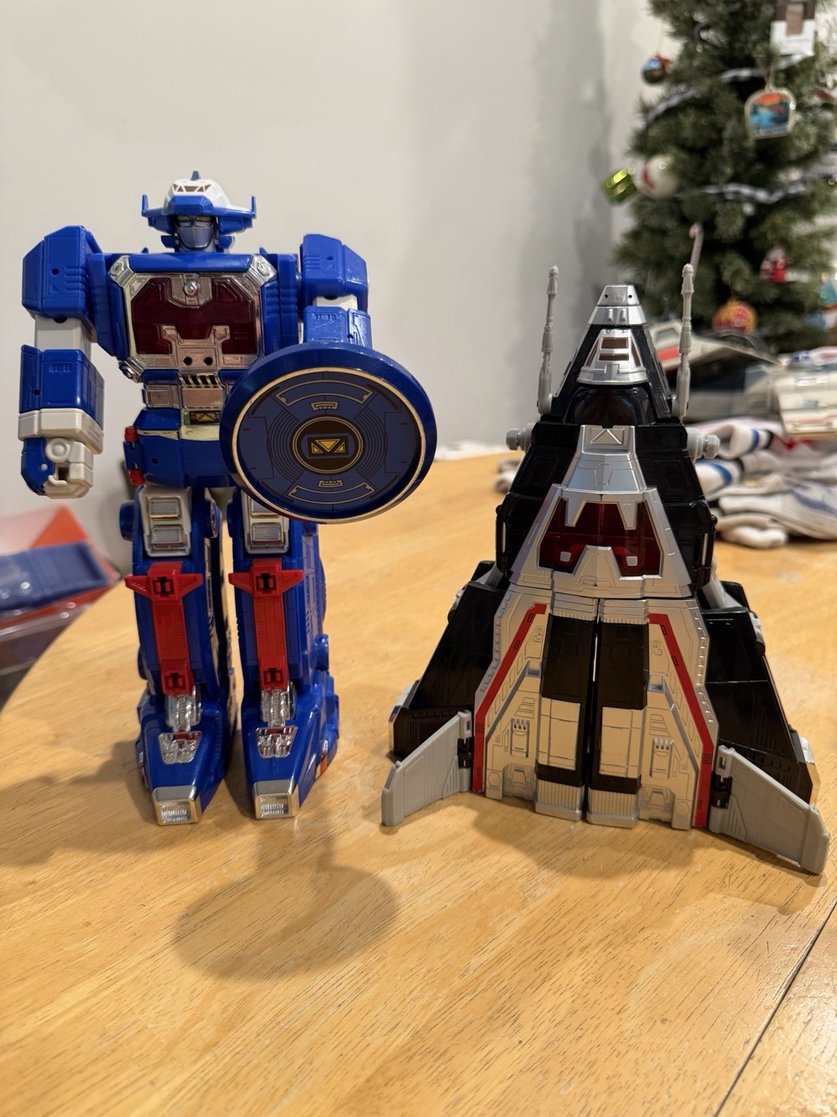 Power Rangers In Space DX Astro Delta Megazord 1997 Bandai Super Galaxy Mega